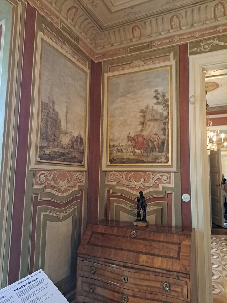 To zdjęcie z Pałacu Myślewickiego.