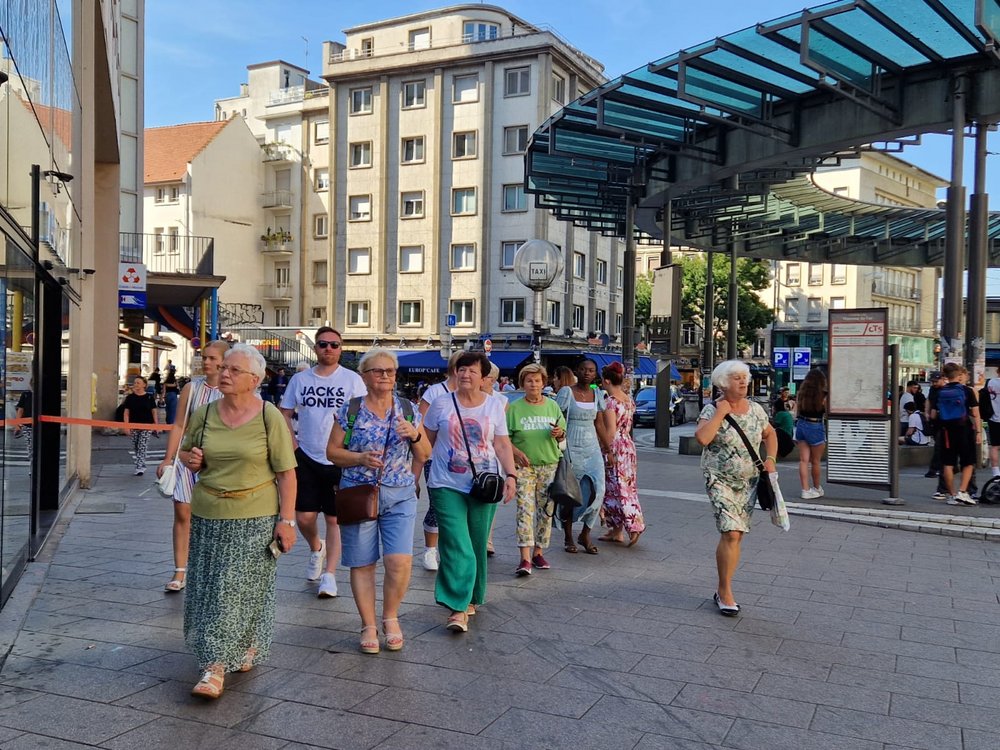 WYCIECZKA DO PE